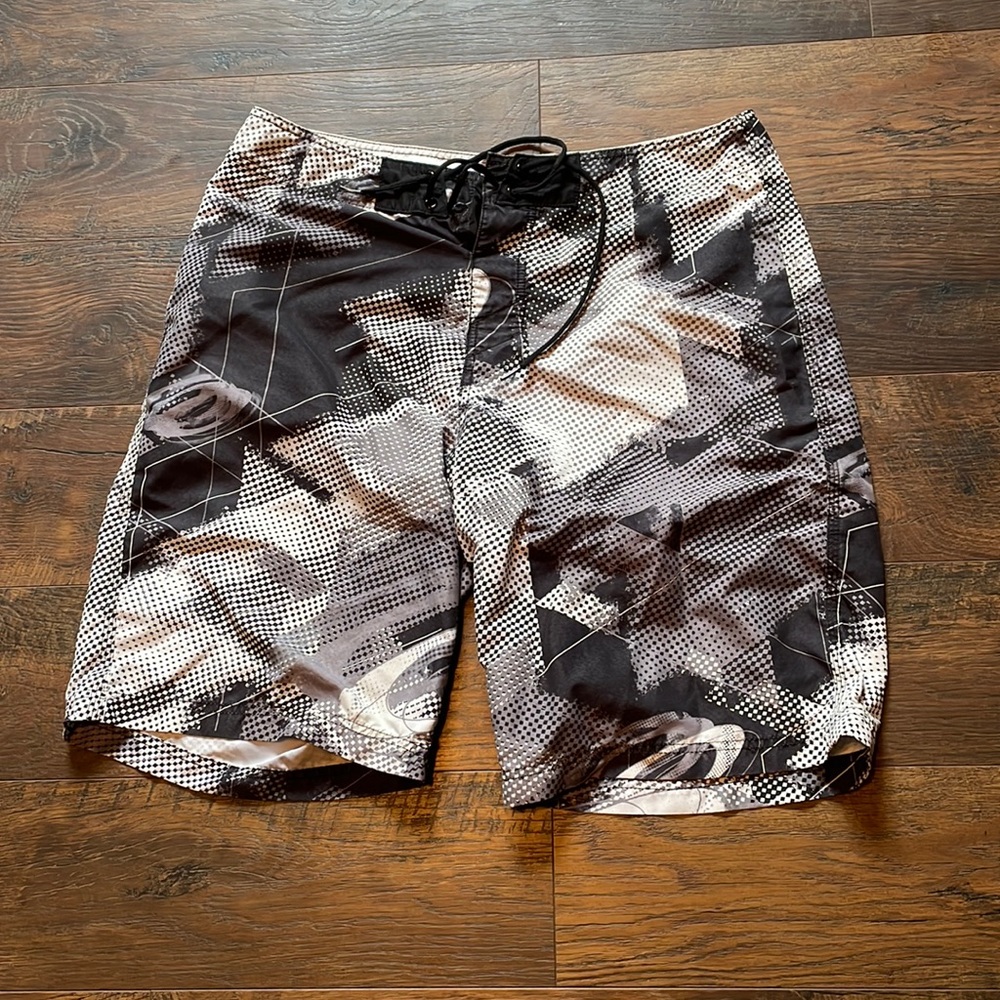 Oakley board shorts size 36